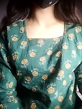 Snapshot of Tasty_Cherry chatting on 05-11-26, 06:05 Tasty Cherry online show from 05-11-26, 06:05