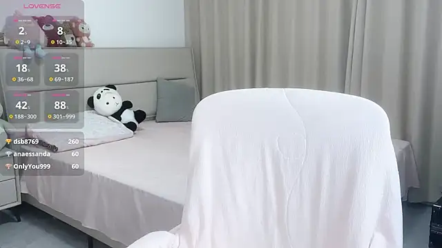 Sisi-000 online show from 04-16-26, 09:39