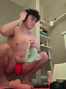 Snapshot of ccpzss chatting on 03-12-26, 11:22 ccpzss online show from 03-12-26, 11:22