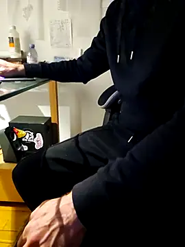 dufatcock online show from 04-18-26, 01:42