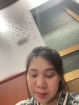 Snapshot of Chin-xinh chatting on 03-29-26, 02:28 Chin-xinh online show from 03-29-26, 02:28