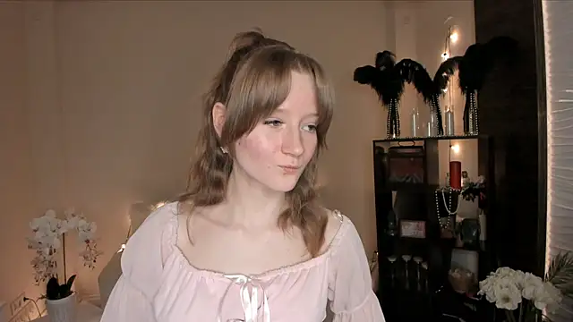 MalloryGray online show from 04-04-26, 04:04