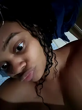 marialuiza2027 online show from 04-30-26, 03:13