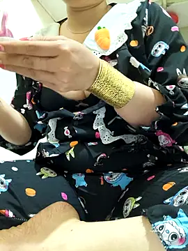 Love forever 69 online show from 04-28-26, 04:06