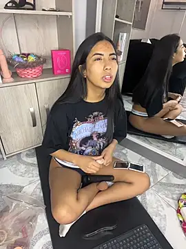 Gretel Streit online show from 04-21-26, 03:24