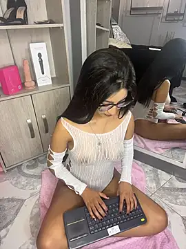 Snapshot of Gretel_Streit chatting on 05-30-26, 03:47 Gretel Streit online show from 05-30-26, 03:47
