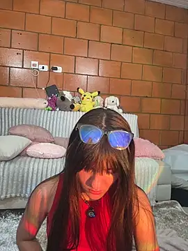xayah cute online show from 05-05-26, 05:37