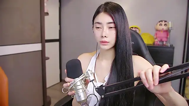 XiaoYuBao- online show from 04-11-26, 03:05