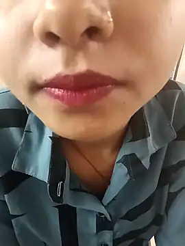 ritika gupta02 online show from 04-18-26, 07:07