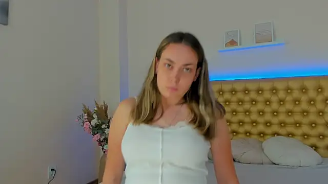 MelanieCuty online show from 07-16-26, 05:35