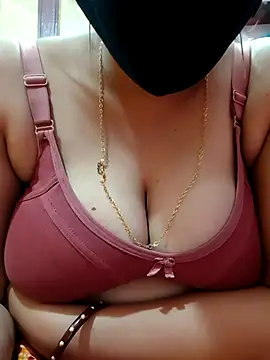 tulidas96778 online show from 04-05-26, 02:36