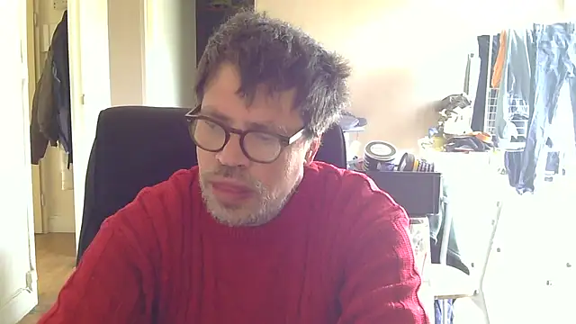 Snapshot of calou123 chatting on 03-24-26, 12:43 calou123 online show from 03-24-26, 12:43