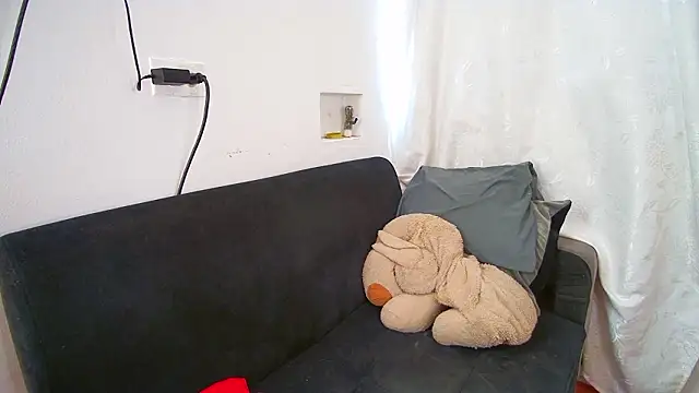 Hannah2519 online show from 03-13-26, 06:03