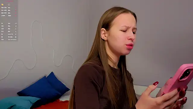 Snapshot of Emma_dream_ chatting on 05-11-26, 01:22 Emma dream online show from 05-11-26, 01:22