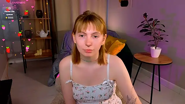 susie miu online show from 03-22-26, 06:28