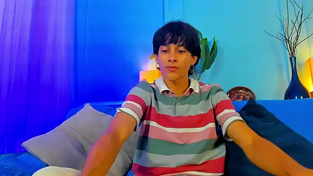 Cheys Mast online show from 03-27-26, 06:40