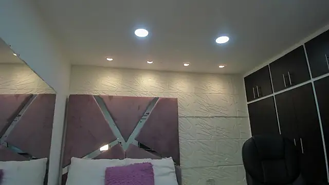 Snapshot of Noah_DeLuca_ chatting on 03-18-26, 06:55 Noah DeLuca online show from 03-18-26, 06:55
