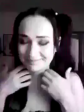 Marina Bliss40 online show from 04-27-26, 09:24