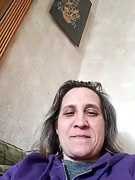 KatieLove133 online show from 04-27-26, 02:59