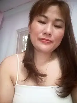 Lucxy-ki6 online show from 04-19-26, 12:22