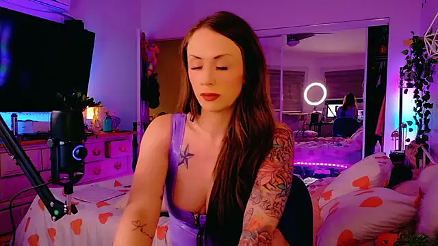 bellethegirl online show from 04-18-26, 06:39