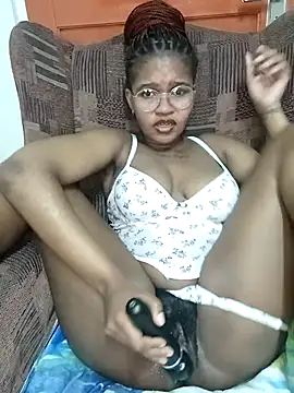 Hotsexyberry222 online show from 04-18-26, 06:34