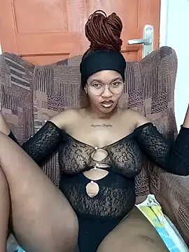 Hotsexyberry222 online show from 04-29-26, 06:25