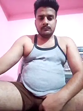 Decentlover67 online show from 05-23-26, 04:44