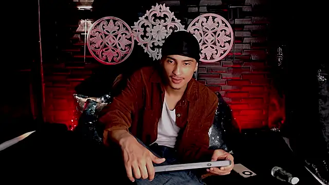 nico twink7 online show from 03-17-26, 11:46