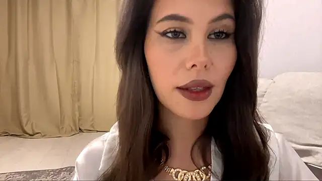 Snapshot of FloDesisles chatting on 03-14-26, 07:08 FloDesisles online show from 03-14-26, 07:08