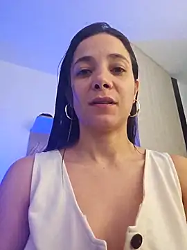 Snapshot of miaeyex chatting on 04-27-26, 11:52 miaeyex online show from 04-27-26, 11:52
