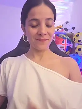 miaeyex online show from 07-18-26, 12:09