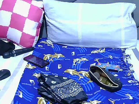 Melitaxx online show from 04-17-26, 04:04