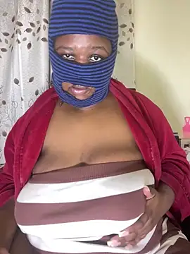 NaughtyGirl0000 online show from 05-20-26, 06:52