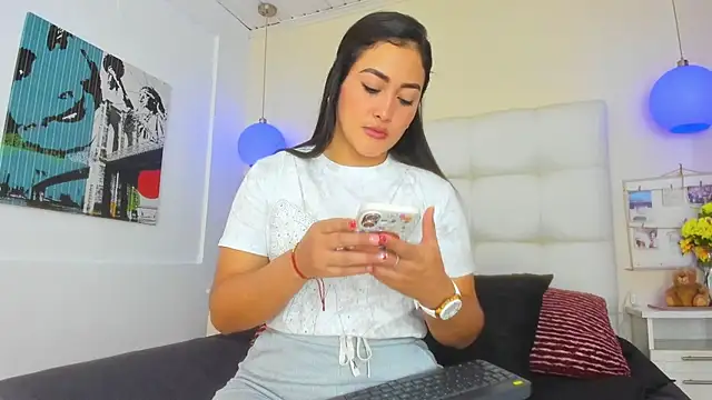 Tatiana24  online show from 04-10-26, 09:30