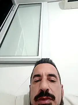 Snapshot of muscle_model33 chatting on 03-16-26, 05:44 muscle model33 online show from 03-16-26, 05:44