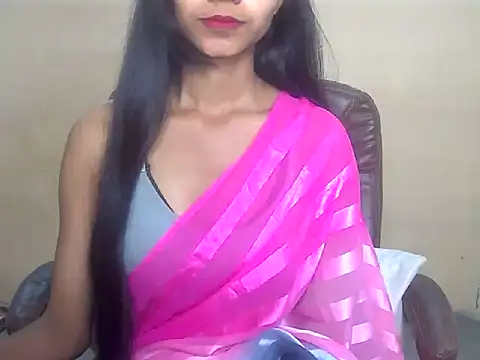 QueenOfDesire01 online show from 03-17-26, 05:05