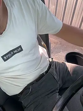 Snapshot of Agrorouterket chatting on 03-16-26, 12:53 Agrorouterket online show from 03-16-26, 12:53