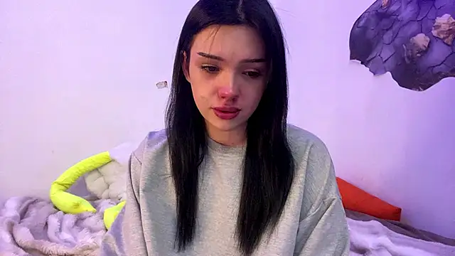 Snapshot of BeckyAurielle chatting on 04-19-26, 04:50 BeckyAurielle online show from 04-19-26, 04:50