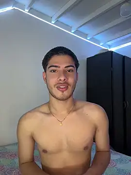ApoloGray   online show from 05-25-26, 07:53