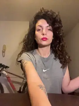 conejita000 online show from 05-02-26, 12:37