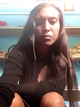 Snapshot of Alana_hitsexy chatting on 03-15-26, 07:53 Alana hitsexy online show from 03-15-26, 07:53