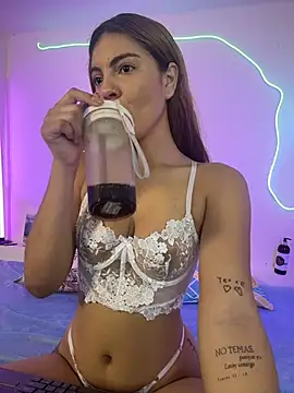 Emily vega1  online show from 03-26-26, 05:29