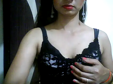 Snapshot of Sonam1186 chatting on 06-03-26, 02:33 Sonam1186 online show from 06-03-26, 02:33