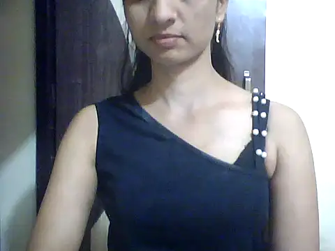 Snapshot of Sonam1186 chatting on 06-05-26, 04:13 Sonam1186 online show from 06-05-26, 04:13