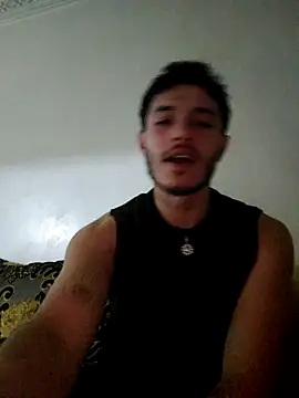 Snapshot of Thewildaliii0 chatting on 04-16-26, 11:29 Thewildaliii0 online show from 04-16-26, 11:29