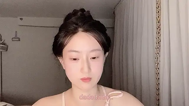 1X-yiyi online show from 06-03-26, 03:06