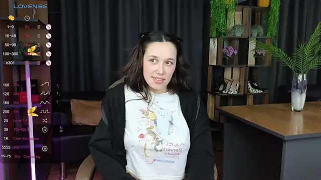 Amina JonsX online show from 03-19-26, 12:42