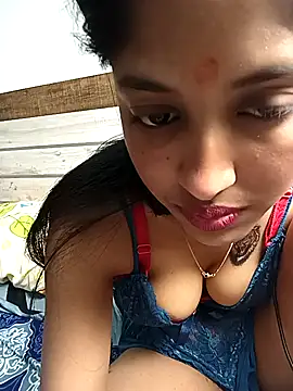 Pari lovers online show from 04-18-26, 05:17