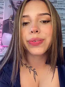 Snapshot of lunacandy_0 chatting on 04-14-26, 04:24 lunacandy 0 online show from 04-14-26, 04:24